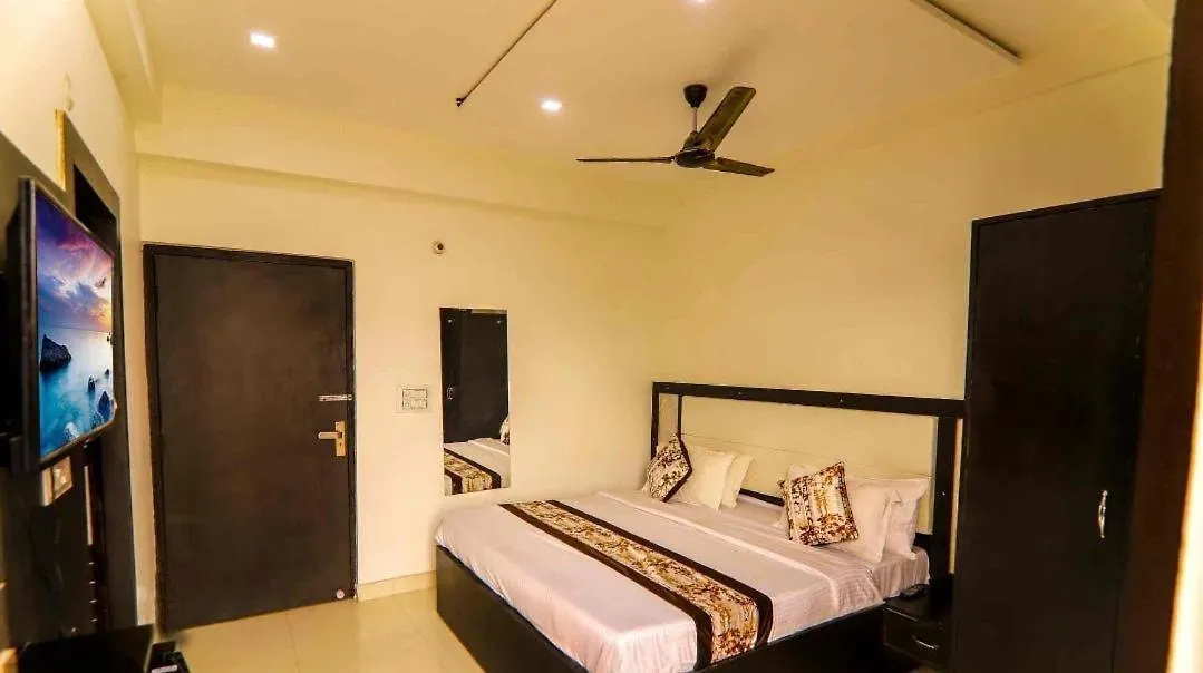 Hotel Elite Inn Agra  2*, Agra (Uttar Pradesh)